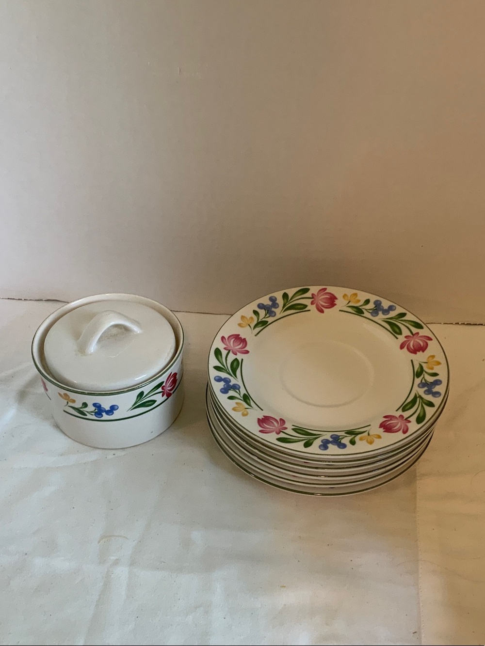 Farberware White Floral Saucer Set with Sugar Bowl